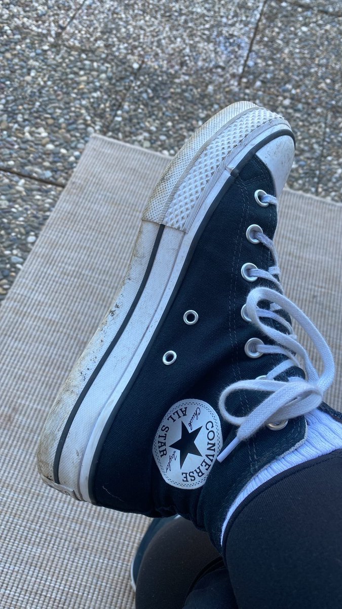 Guten Morgen, Sklaven! ☀️

Dein Tag startet mit Blick auf meine wunderschönen Chucks. Jeder Schritt, den ich mache, ist eine Erinnerung an eure Pflicht, mir zu dienen. 💋

Zeigt eure Ergebenheit und Loyalität durch großzügige Tribute. Jeder Cent, ist ein Zeichen eurer Hingabe. 🖤