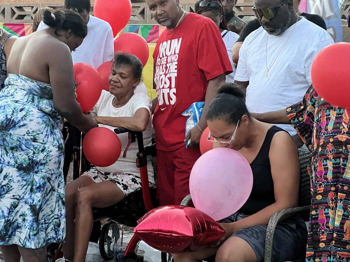 KhaliaPatterson's tweet photo. TAKE A LOOK: Loved ones held a candlelight vigil for the five people killed in a @CNLV shooting Monday. Family and friends shared their fondest memories of Kayla Harris, a beloved daughter, sister and former basketball player. https://t.co/qjo62xj1l7