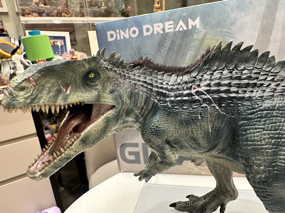DINO DREAM 限定版 ギガノトサウルス Amazon.co.jp: DINO DREAM 1/30 サイズ ギガノトサウルス 限定版