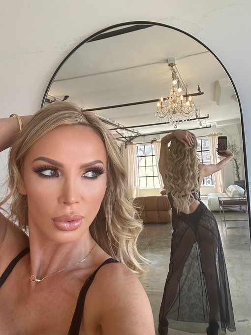 New project! 🖤 https://t.co/jXXRN6Qhnn<a href="/tag/benzmafia"class="tags"><span>#benzmafia</span></a>