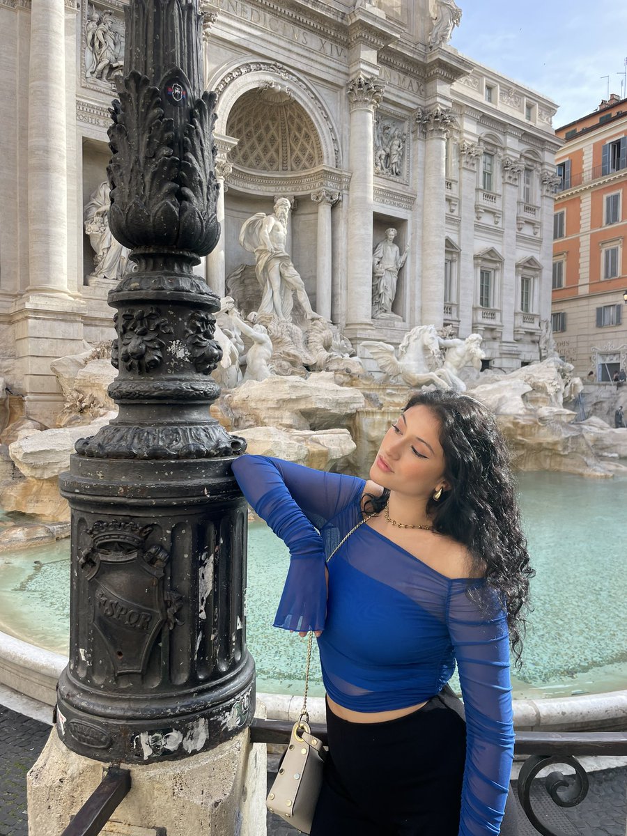 dannaromo16's tweet photo. Te extraño 🇮🇹 https://t.co/277toeoHja