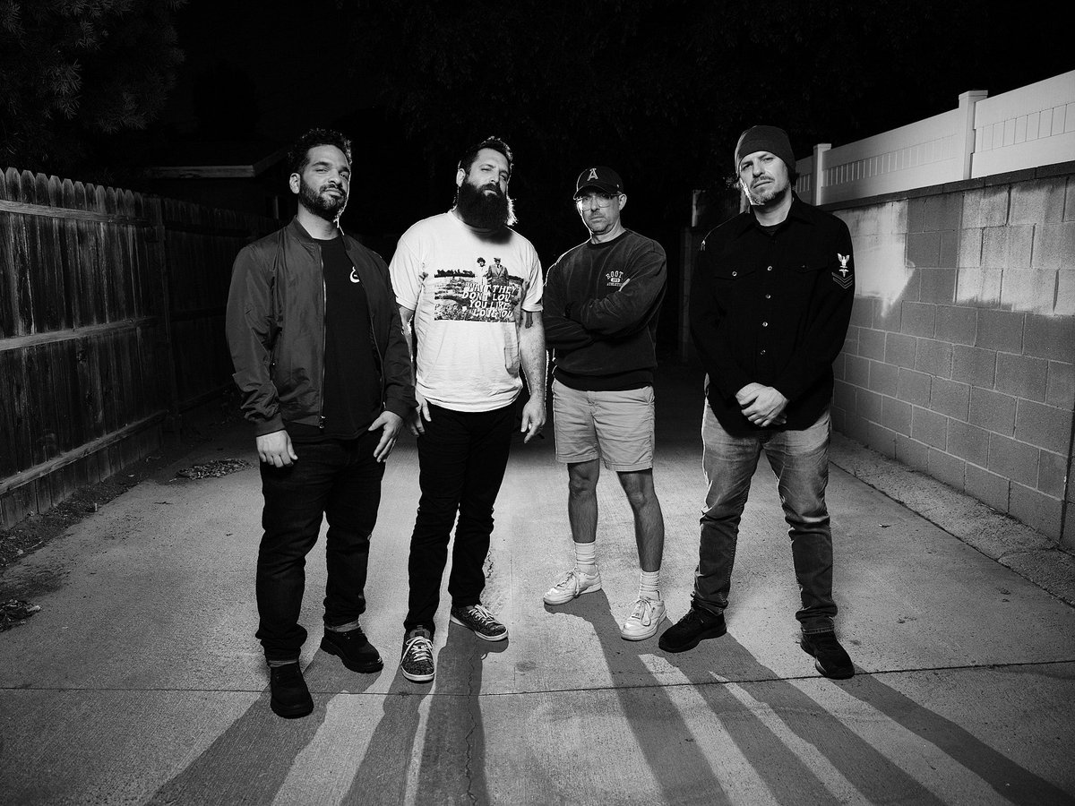 Decent Times tweet media