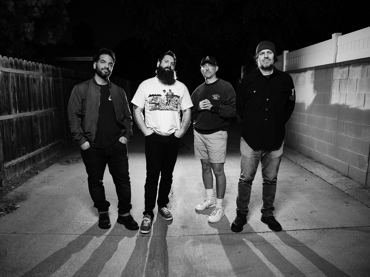 Decent Times tweet media