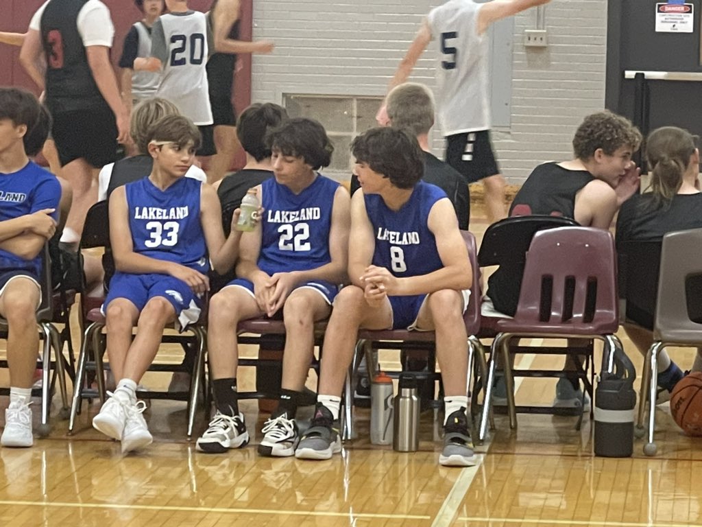 Three future Eagles who brought it the last three days. 

No fear, never timid, downhill basketball - You better bring your “A” game or else dudes 😤😤

95%