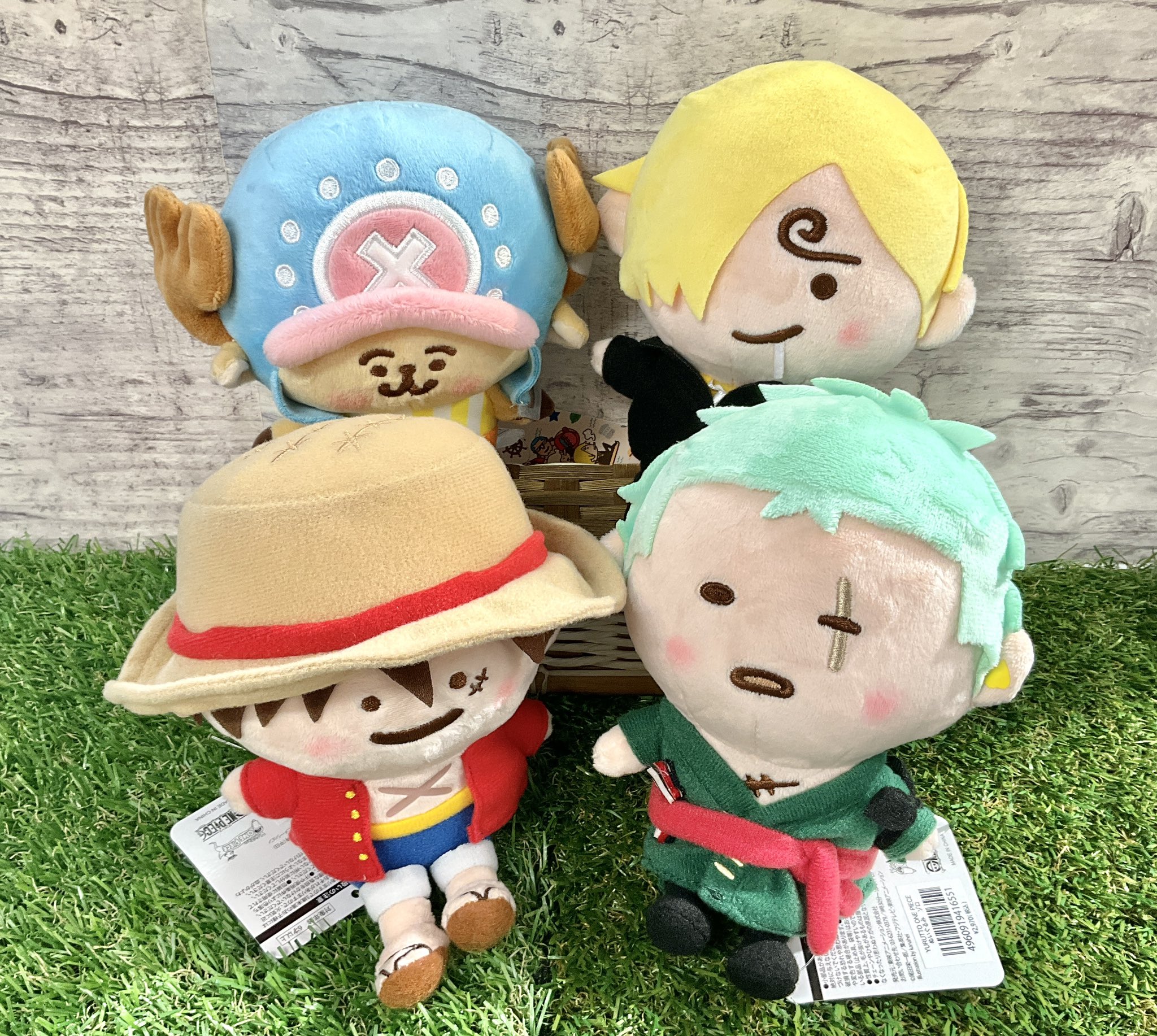 ONE PIECE麦わらストア限定YURUTTOゾロ ぬいぐるみ 約20cm ONE PIECE麦わらストア限定YURUTTOゾロ ぬいぐるみ 約20cm