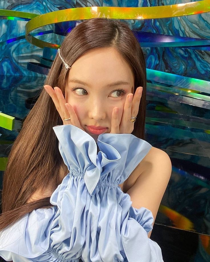 cinnapocket's tweet image. 𝚂i algo es cierto es que en todos los sentidos yo cargo un #𝐜r𝕦sh𐦍𝕠nᯓ𝐰h𝕖e𝚕s ✭🏎️ 𝐩ēro hablo musicalmente o𝐟c y es que este 𝐛önito #𝐡ot轮子𝚌o𝕞e𝐛ac𝚔 ♡🕶️ me hizo salir de la cueva para apoyarlos cómo se debe, le mando muchos abrazos a ky𝐥e y a todos, 𝐜öngrats! ★