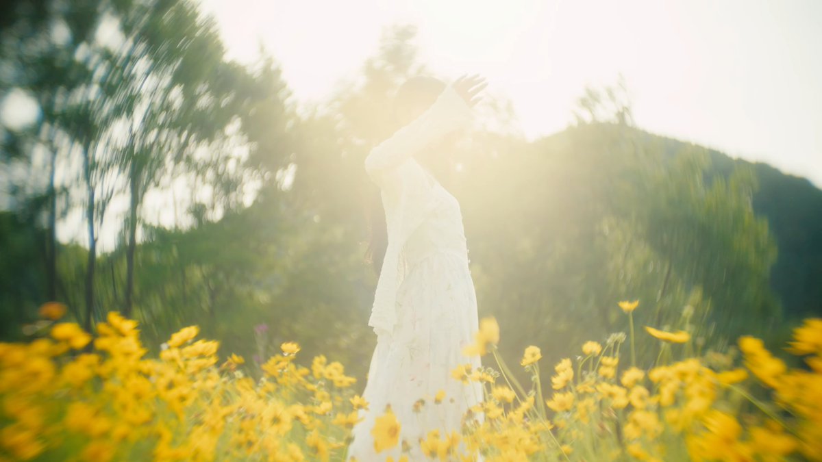 KataeBum13's tweet photo. มินนี่สวยเกินไปมาก สวยกินคน มันดูแบบผู้หญิงในจินตนาการ ผู้หญิงในฝันอะ ก็คือตอนแรกน้องแค่ฝันถึงมินนี่ป้ะ แล้วสุดท้ายมินนี่มาจิง เนี่ยมันมีฉากที่นอนหลับอยู่ #TYTANYOBO_MVxMINNIE https://t.co/ZnmpoEQHew
