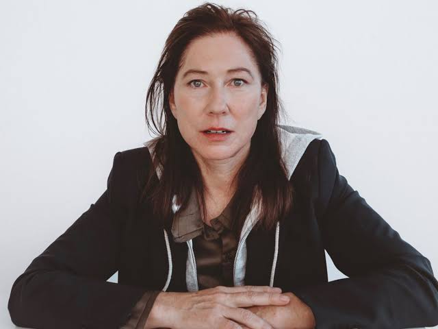 MusicRandomFact's tweet image. Junio 10, 1961.
Nace en Dayton, Ohio, KIM Ann DEAL. Cantante, bajista, guitarrista y compositora, conocida por haber sido miembro de Pixies y The Breeders, formó también The Amps y ha colaborado con Sonic Youth, Tijuana No!, This Mortal Coil, entre otros y publicado como solista.