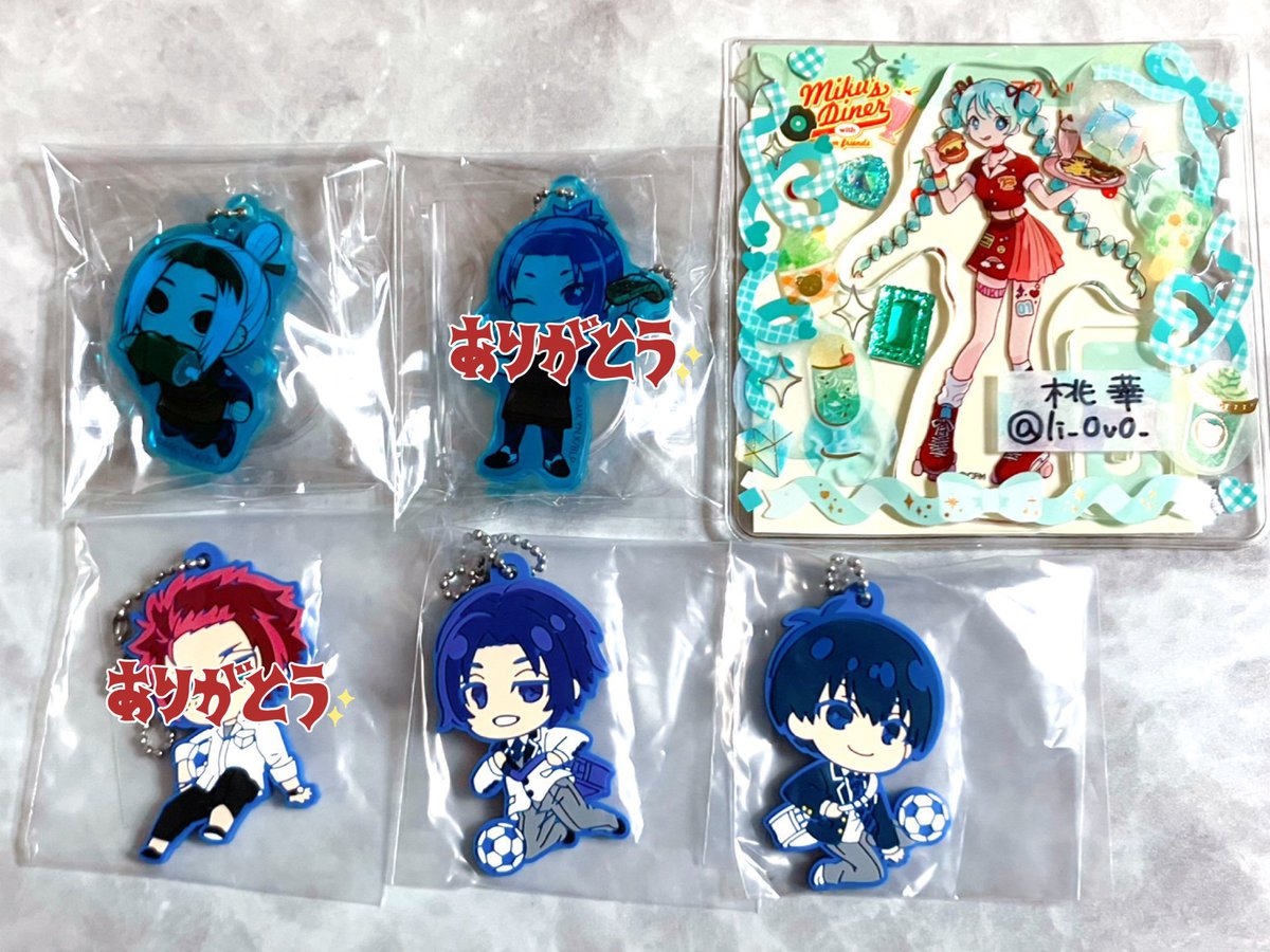 li_0v0_'s tweet photo. 【交換】ガチャ ブルーロック でふぉラバ！ラバーストラップ ラバスト デコラ PIC ピック アクリル キーホルダー アクキー

譲┊潔 世一 御影 玲王 我牙丸 吟
求┊糸師 凛

都内手渡し可能。
よろしくお願いします🌸 https://t.co/JGDUuEFOFO