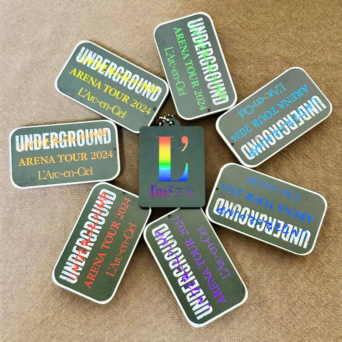 sho_a666's tweet photo. ラルくじ届いた〜！
7色揃ってボードも完成🌈
#LArcenCiel 
#ラルくじ #UNDERGROUND #虹 https://t.co/FujVKN6FEf