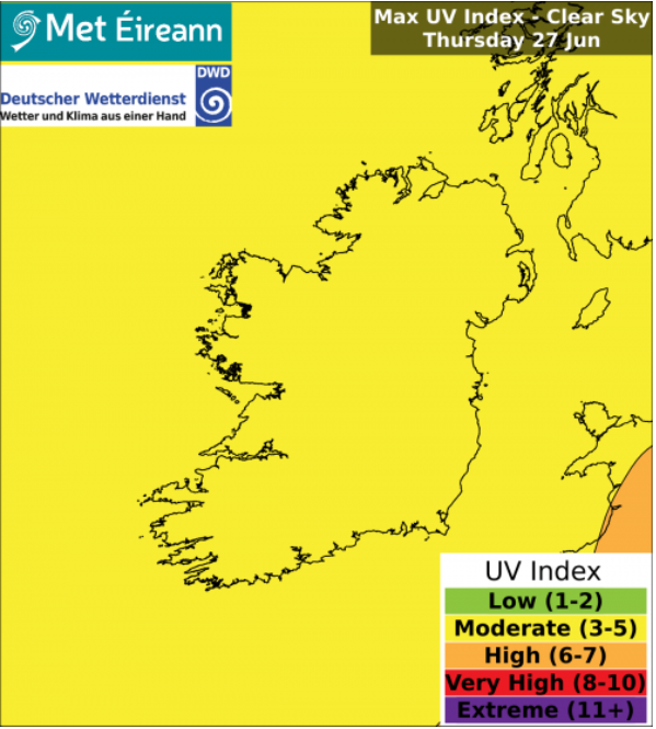 MetEireann's tweet photo. #UVLevels will be moderate in any clear skies today, Thurday  🧢 🧴 🕶️

More #SunSmart advice here 👇

https://t.co/sbFTHg1P07 https://t.co/9wxtOmiL3y