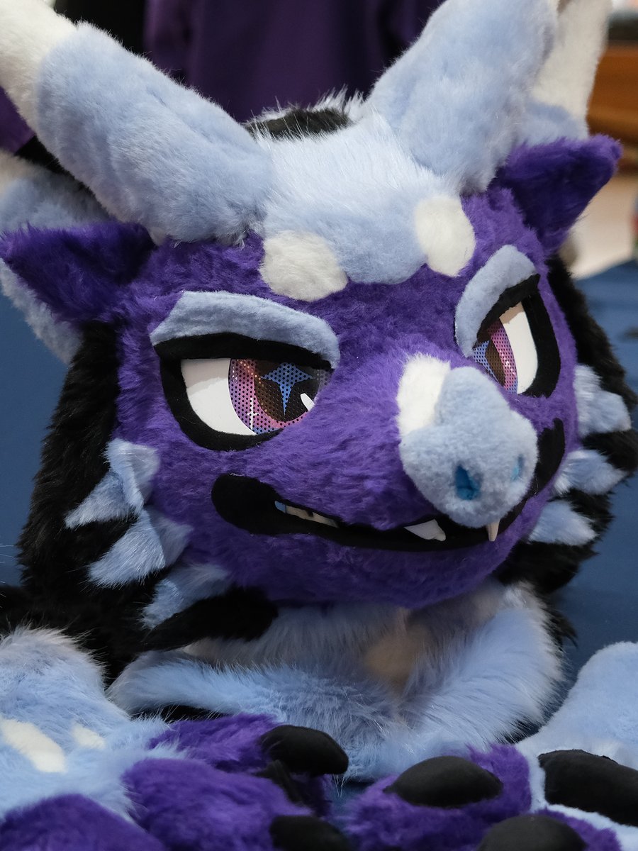 SphereBall's tweet photo. Freezing Hyoketsu 氷結

✶A brand new original fursuit mini partial for 2024, combining features of bat and fox, created by the studio "Monster Shake" in Taiwan.✶

https://t.co/HcjfSbmdwz https://t.co/K1zVuEsZxf