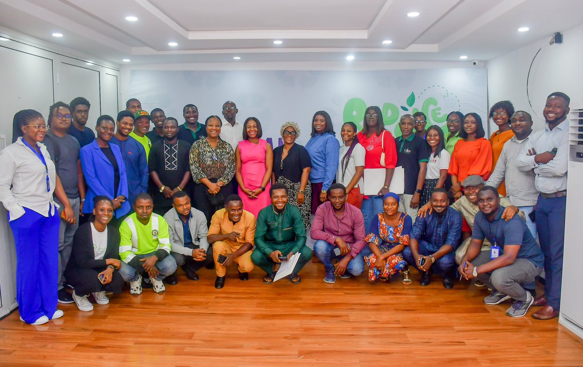 ScrapbankAfrica's tweet photo. Exciting news alert! 🌟

Yesterday was a beautiful experience as we were invited to be a part of NIGERIA PLASTIC SOLUTIONS ACTIVITY.
We were well represented by our Executives Mr Tolu Longe and Mr Wale. https://t.co/M1Ig6Z4SoM