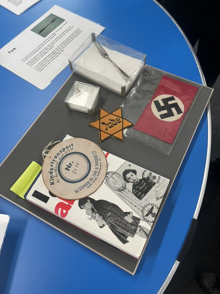 MillfieldHisto1's tweet photo. Our Year 9 History students are becoming curators of their own exhibitions to represent life in Nazi Germany at the IWM. https://t.co/tYAmMNarrx