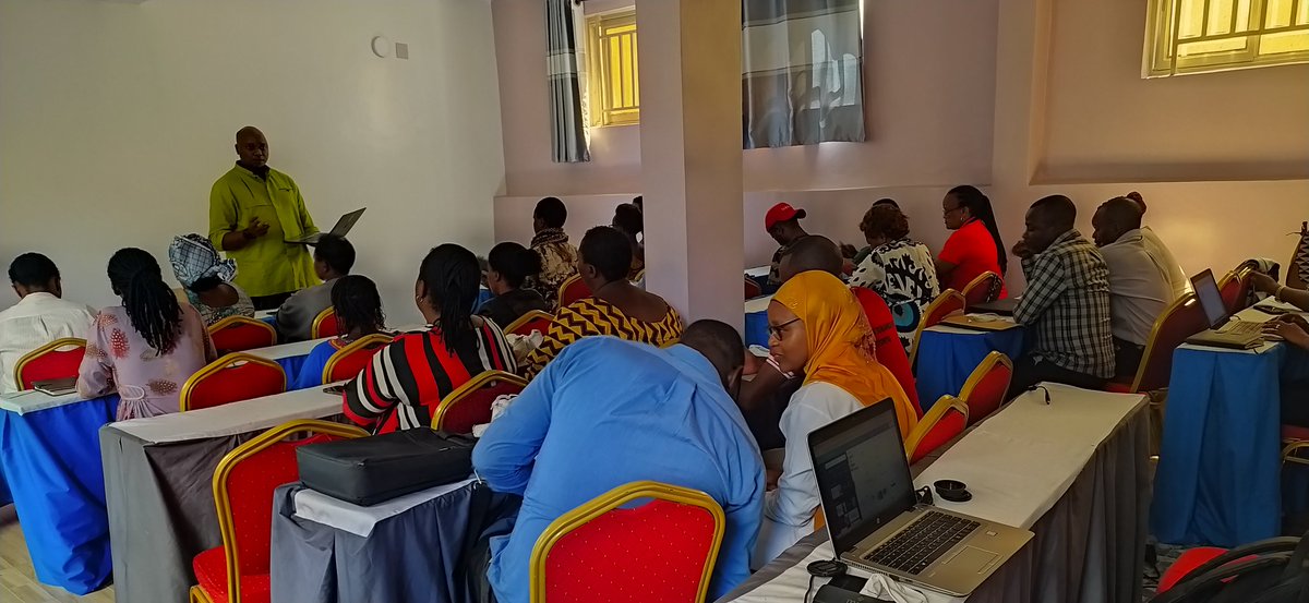 ImroRwanda's tweet photo. IMRO Rwanda just wrapped up a pivotal quarterly coordination meeting. Local law enforcement, healthcare providers, and stakeholders united to tackle key population issues at the grassroots level. Major progress on the horizon! #CommunityImpact #GrassrootsProgress https://t.co/yGfysF0Rfh