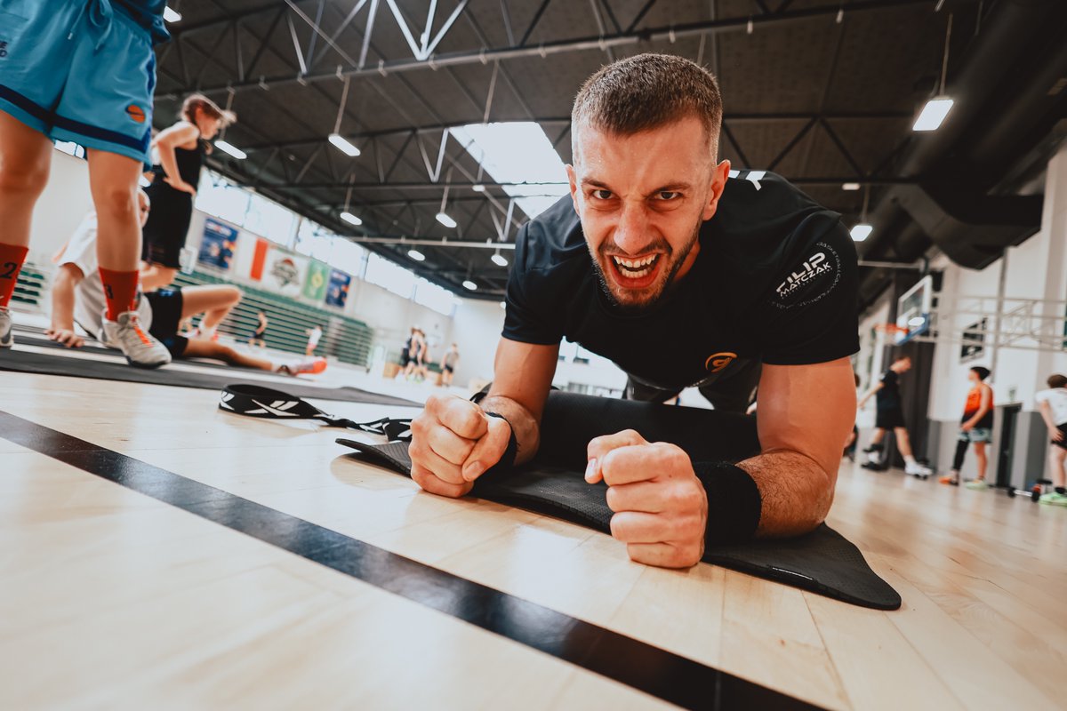 Filip Matczak Camp tweet media