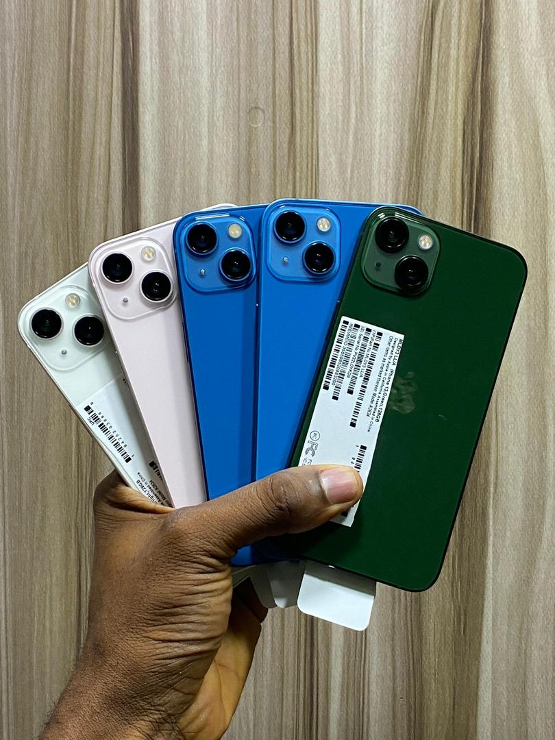 drewstevetech's tweet photo. Iphone 13

128gb 

Price: 600k

Send a DM if interested https://t.co/BTtGGB6ERI
