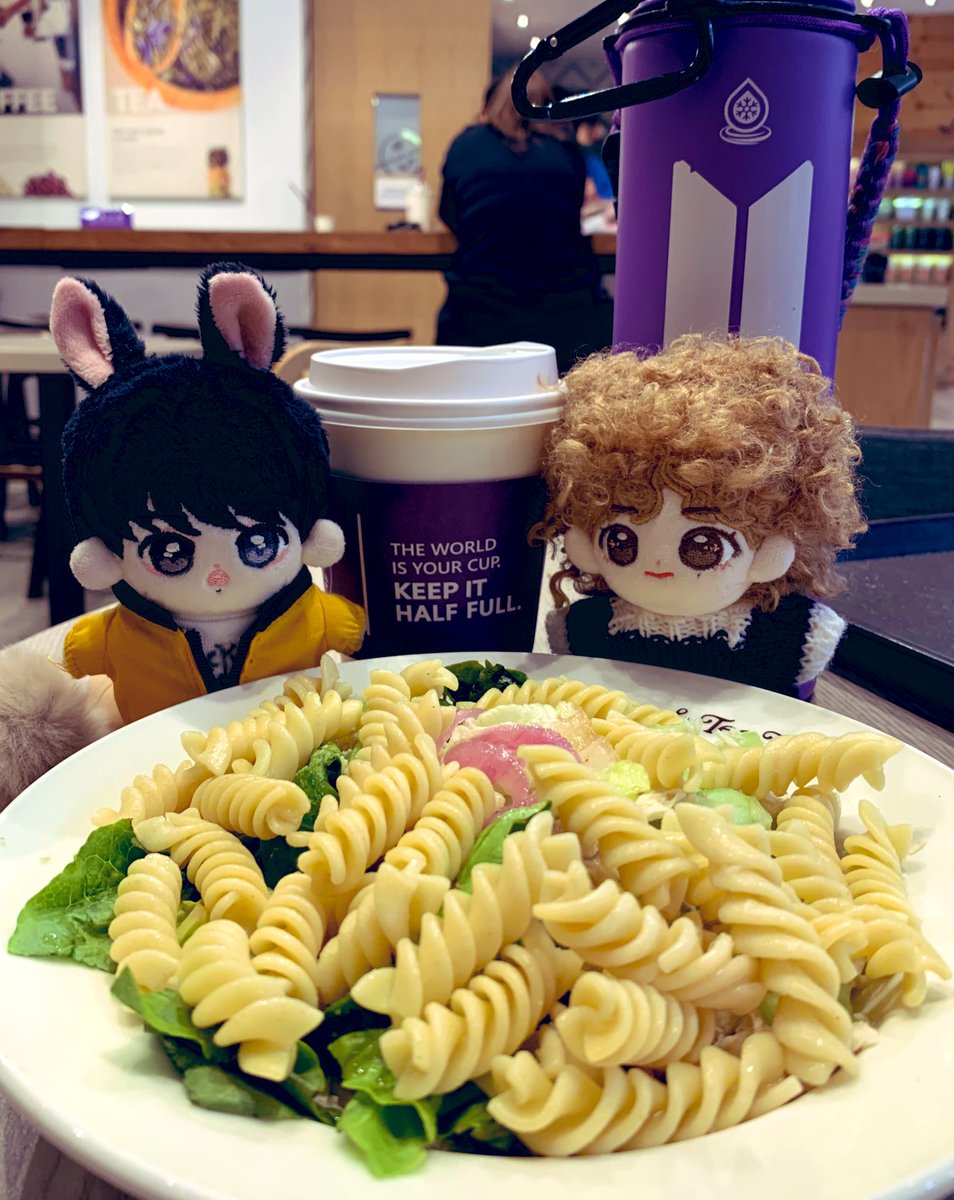 __aestaetic___'s tweet photo. Tetebu: mommy I want pasta Kookybu: I want banana milk
Me: ok, bebus just shared wd eo ๐ป๐ฐ
Thanks sm @taekookmerchph for bringing them home safely to mommy
#TKMSFeedback https://t.co/zAUEctRRpp