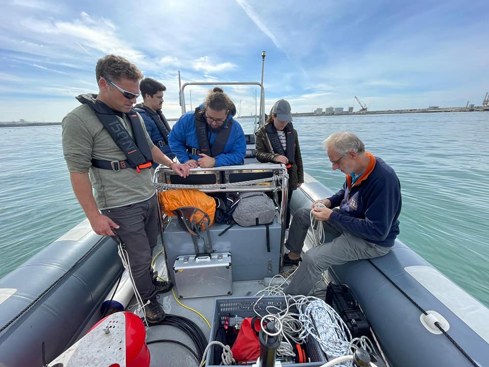 anl_Haifa's tweet photo. Our lab in Portugal📷, heading for the experiment of hydroponic at the water📷 https://t.co/zrvnjQmpPR