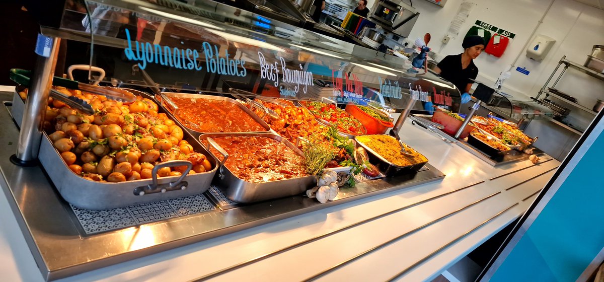 Our penultimate dine around the world themed lunch is ready. Welcome to France! Bon appetit! <a href="/HowsonHelen/">Helen Howson</a> <a href="/WGS1512/">Wolverhampton Grammar School</a>