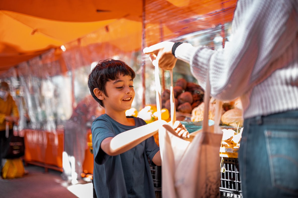 Starting this summer, in the main western Mediterranean destinations, <a href="/CostaCruises/">Costa Cruises</a> will offer new experiences dedicated to families, with family-friendly tours enriched by themed entertainment program.

costapresscenter.com/costa/profile-…