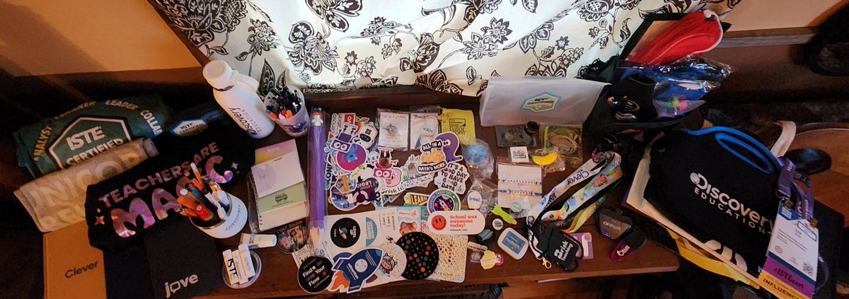 Thank you <a href="/ISTEofficial/">ISTE</a> and all the great people in the Expo Hall these will be great prizes for PD throughout the year! Teachers love free swag! #ISTELive
