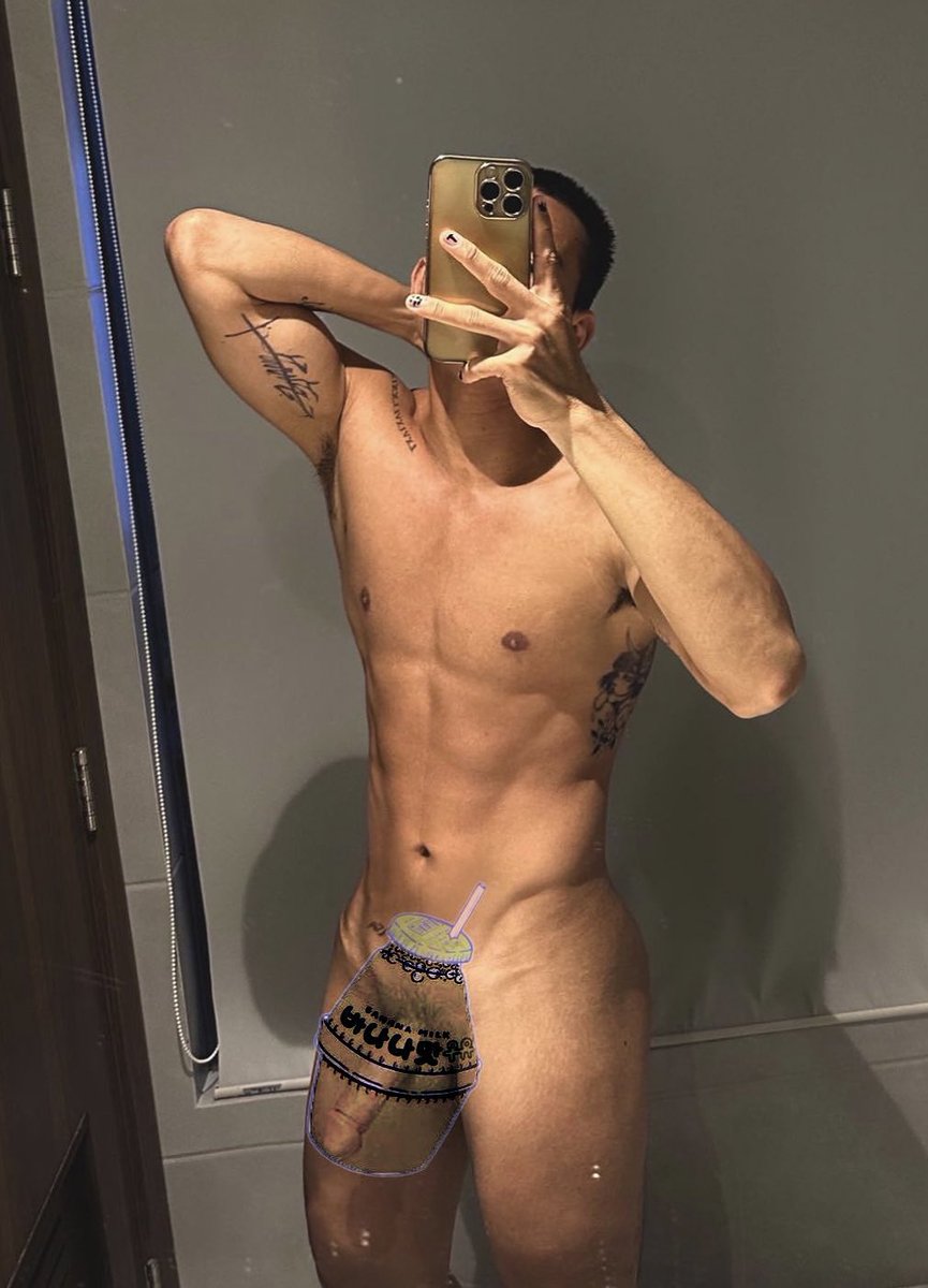 BananafilmX's tweet photo. Tư liệu quý giá về con Cặk của hot IG Ryo_HuỳnhNhựtHoa
Nghe nói 19cm lận nên ảnh rất tự tin khoe trên IG và Toptop https://t.co/gKt36OYfsK