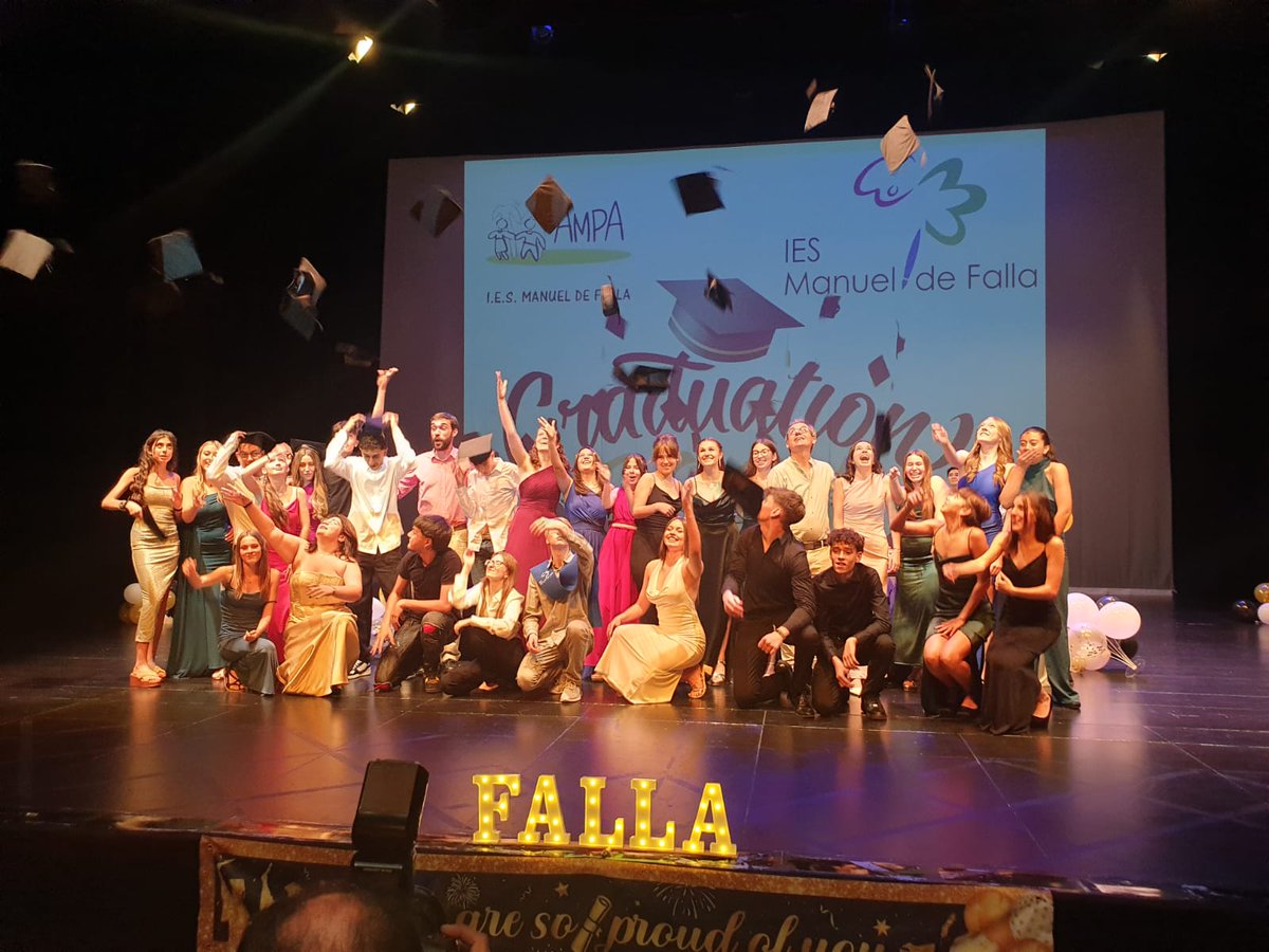 IES Manuel de Falla tweet media