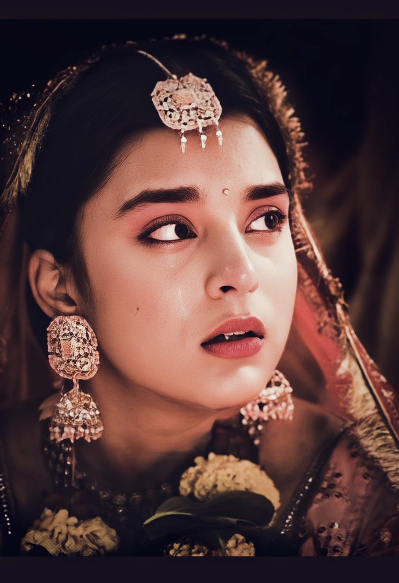 mathwiz85's tweet photo. One year to Sumbul As Ishqi โค๏ธ๐งฟ.From Imlie to Ishqi to Kavya, the way Sumbul owns her characters๐ฅ๐งฟ. Still remember the excitement when they released the first promo on Pocket FM!
#SumbulTouqeerKhan
#DevilSeShaadi https://t.co/tQLJDcl5rE