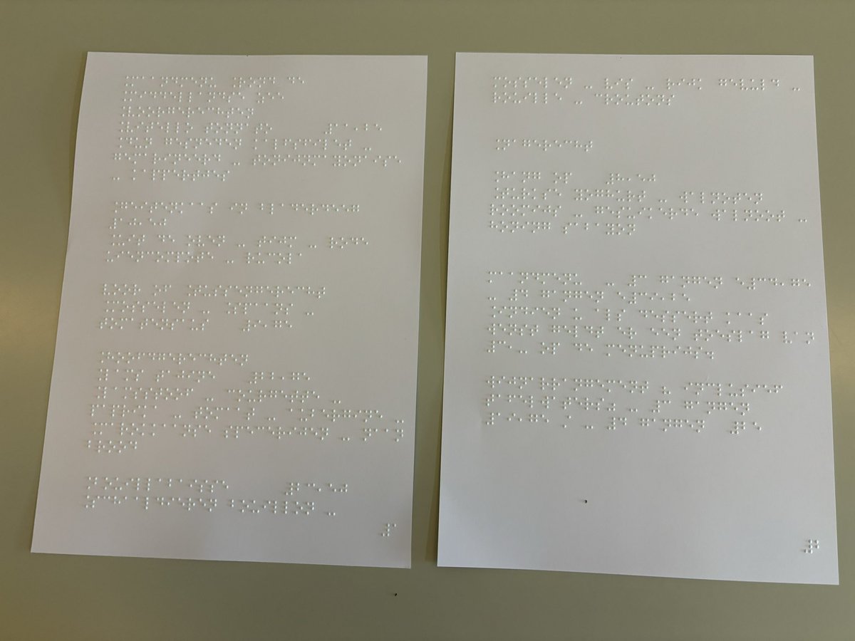 Gisteren weer heerlijk  gegeten @bijdeoverburen in #amersfoort. Wat het eten extra lekker maakt, is dat ik zelf de menukaart kan lezen. Er is namelijk een menukaart in #braille aanwezig. Zo leuk! #blind #meedoen #toegankelijkheid #restaurant
