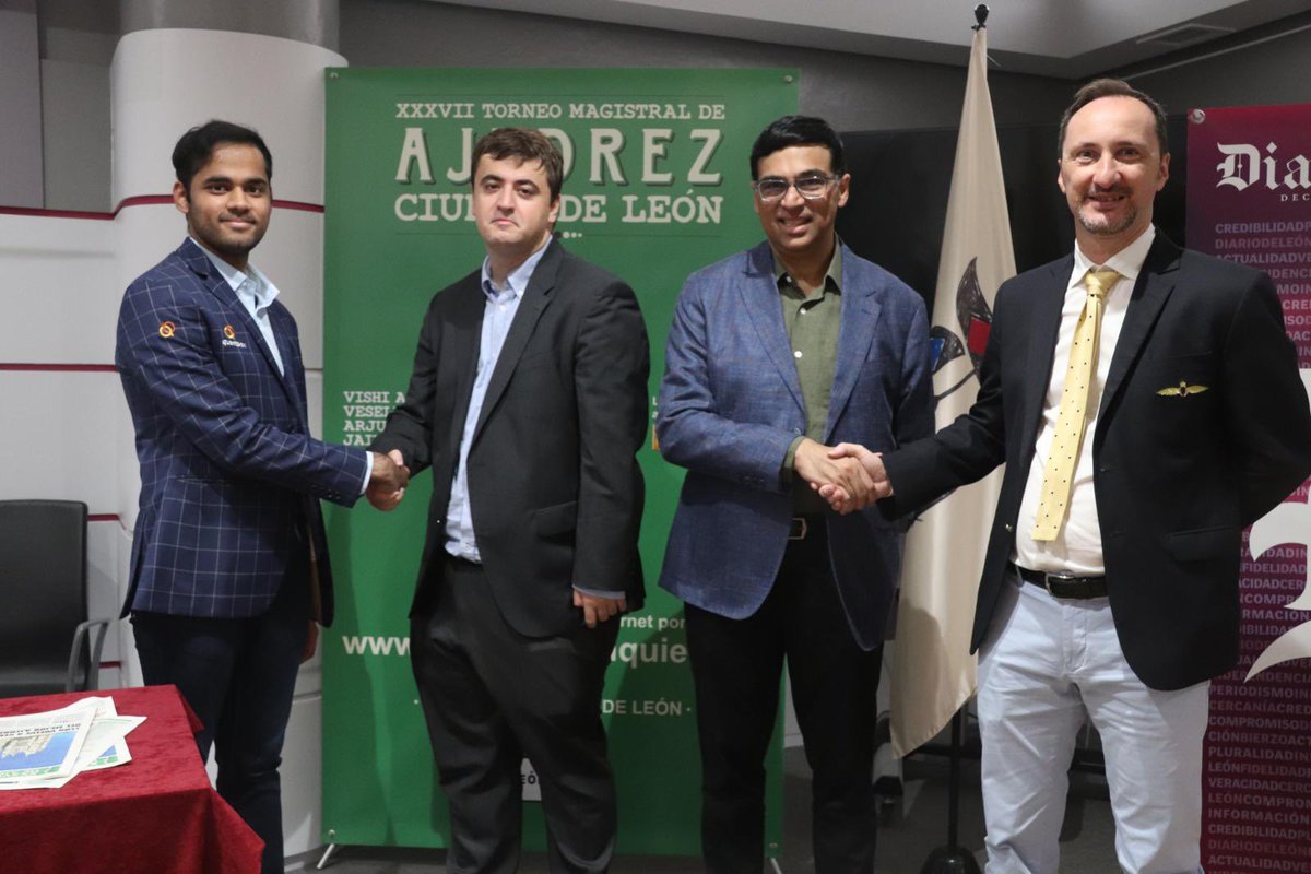 MSion2's tweet photo. ANAND VS TOPALOV viernes 28.
JAIME SANTIS VS ERUGAISI, Sábado 39, serán las semifinales del Magistral de León. https://t.co/h8HkDzN3uA