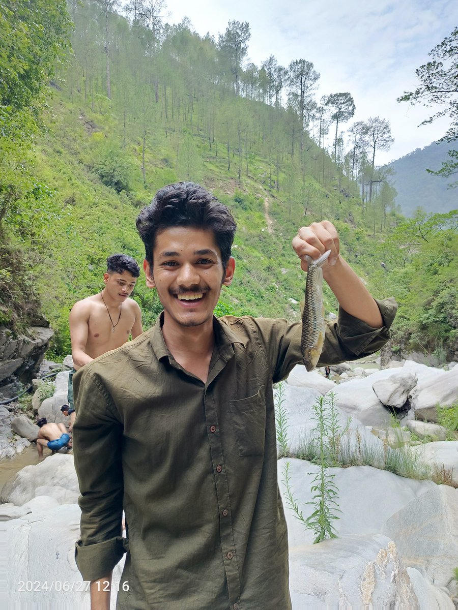 1itsnitin_singh's tweet image. अब आया मजा।😍🐟
, 
#BeSimple💗