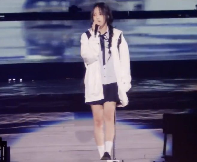 Minggom_16's tweet photo. 어제는 한림교복에 책가방으로 한국여고생
오늘은 일본여고생처럼 스타일링한거 좋아서 미치겠다.. https://t.co/BVRpsRgDxM