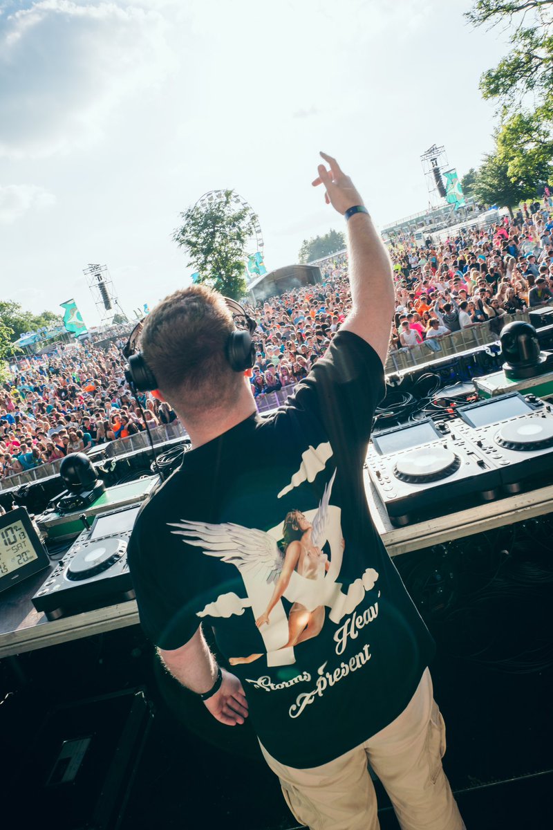 Ready for the weekend! 🚀💥

Closing the Coco-Cola stage on Saturday 8-10pm <a href="/longitudefest/">Longitude Festival</a> 

Then heading back to Ibiza for the Radio 1 Dance X takeover at <a href="/ibizarocks/">Ibiza Rocks</a>!