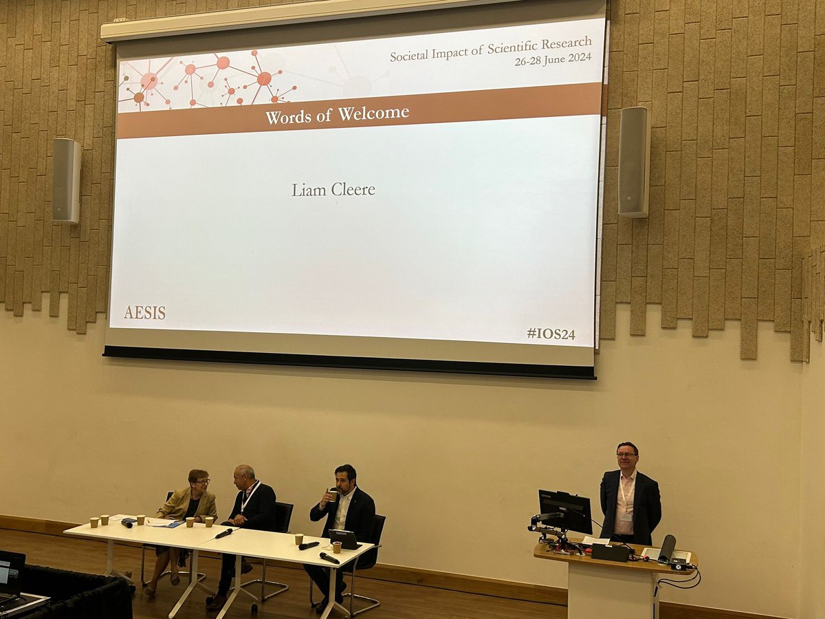 AesisNet's tweet image. Words of welcome today by @ucddublin Liam Cleere! 

#ios24 #aesis