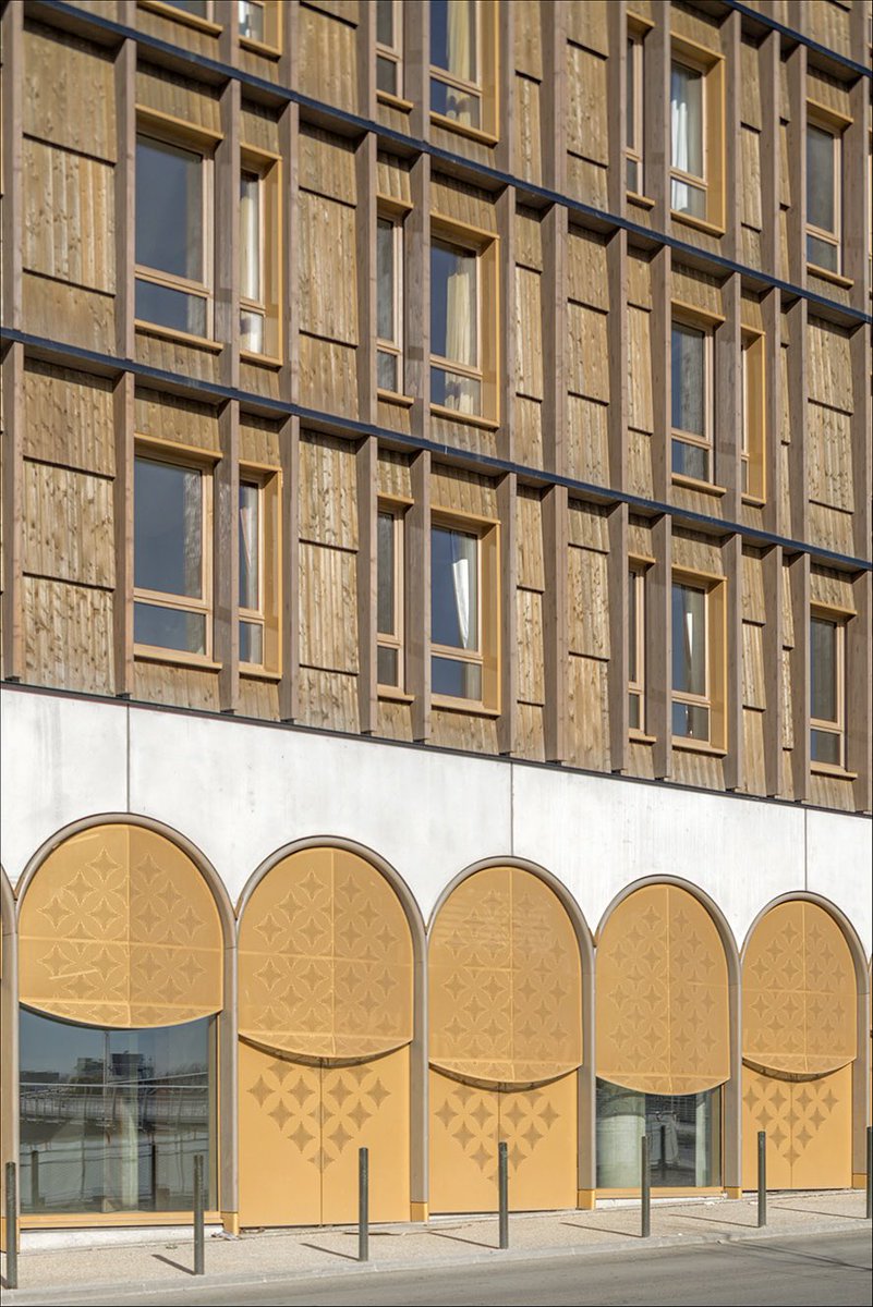 This is a beautiful timber facade, part of the Athlete’s Village for the Paris Olympics

Will be turned into a hotel after the games

By AAVP Architecture