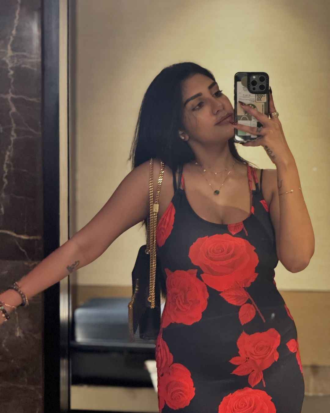 GRE9jf1aAAArpg7?format=jpg&name=large