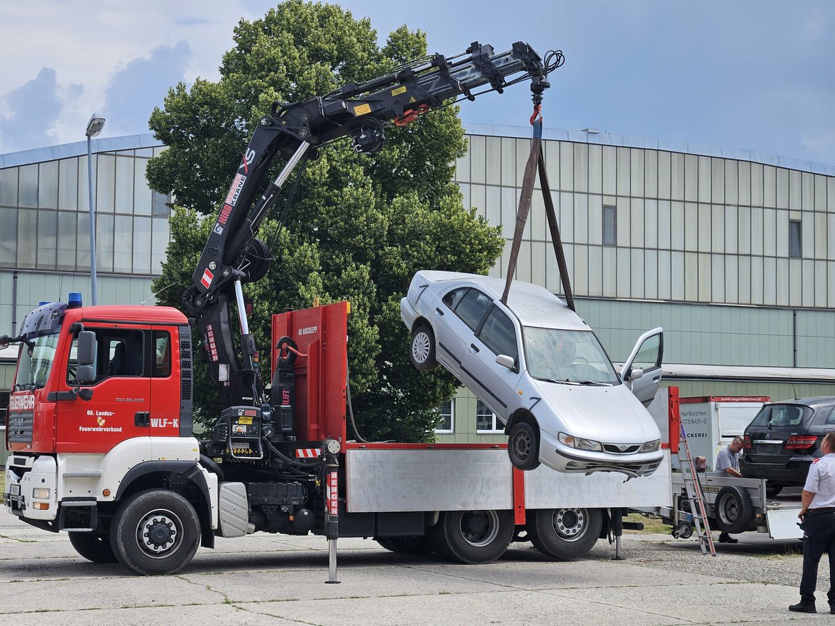 1968Ger's tweet image. Am 1. und 2. Juli finden die Landessicherheitstage am Fliegerhorst Vogler für Schülerinnen und Schüler statt. Erste Vorbereitungen werden bereits getroffen. #Bundesheer
Weitere Infos unter zivilschutz-ooe.at