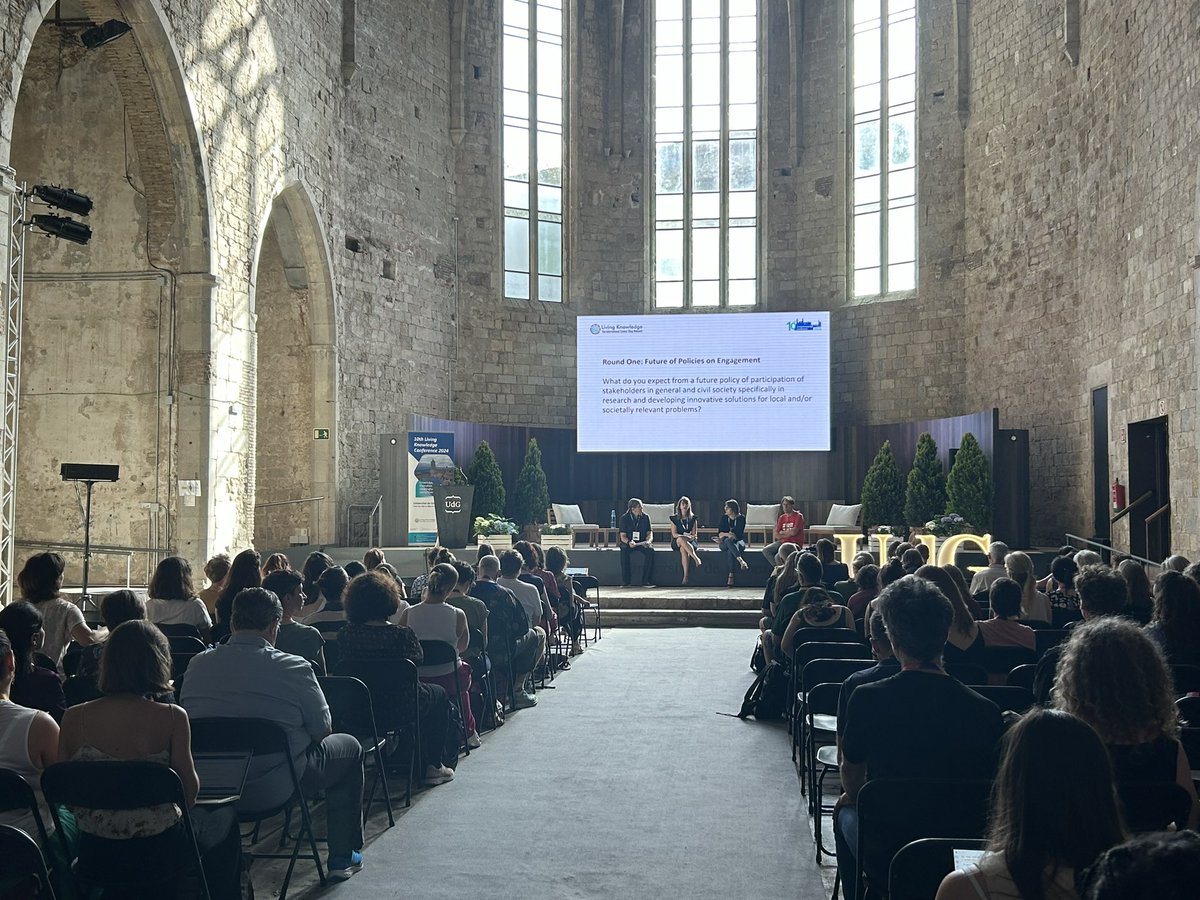 Plenary session on the future of policies on engagement - now at the Aula Magna Modest Prats of the <a href="/univgirona/">Universitat de Girona</a>