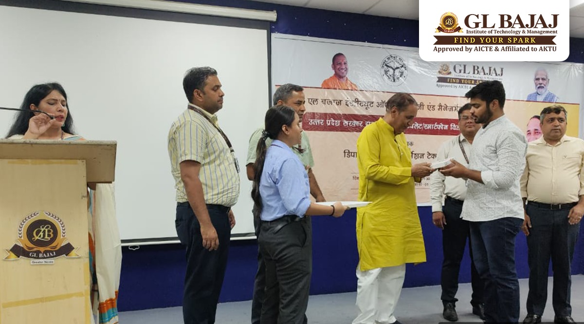 glbajaj's tweet photo. #GLBajaj Institute of Technology & Management (#GLBITM) hosted the U.P. Government's #TabletDistribution Drive.
We extend our heartfelt thanks to the government for this impactful support!
#SkillDevelopment #TechSavvy #StudentEmpowerment #InnovationInEducation https://t.co/EBDtZhYHH5