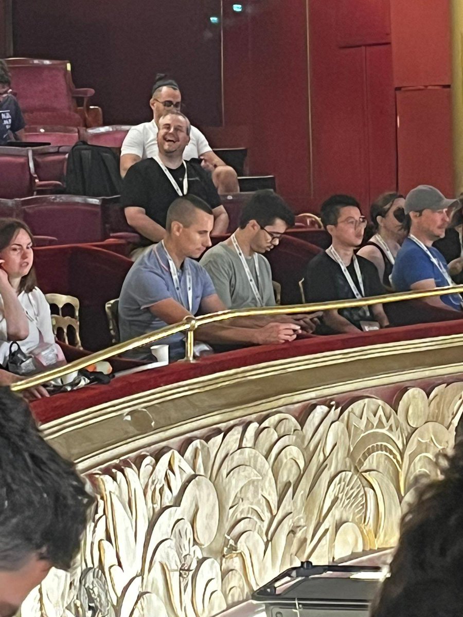 JeroenReumkens's tweet image. Happy to finally be back in beautiful Paris for the DotJS conference. After a 5 year break I expected them to never return 🤯
Yet here we are again! Let me know if you’re there too! You can recognize me by the new frontend.fyi branded shirt 🤓#dotjs
