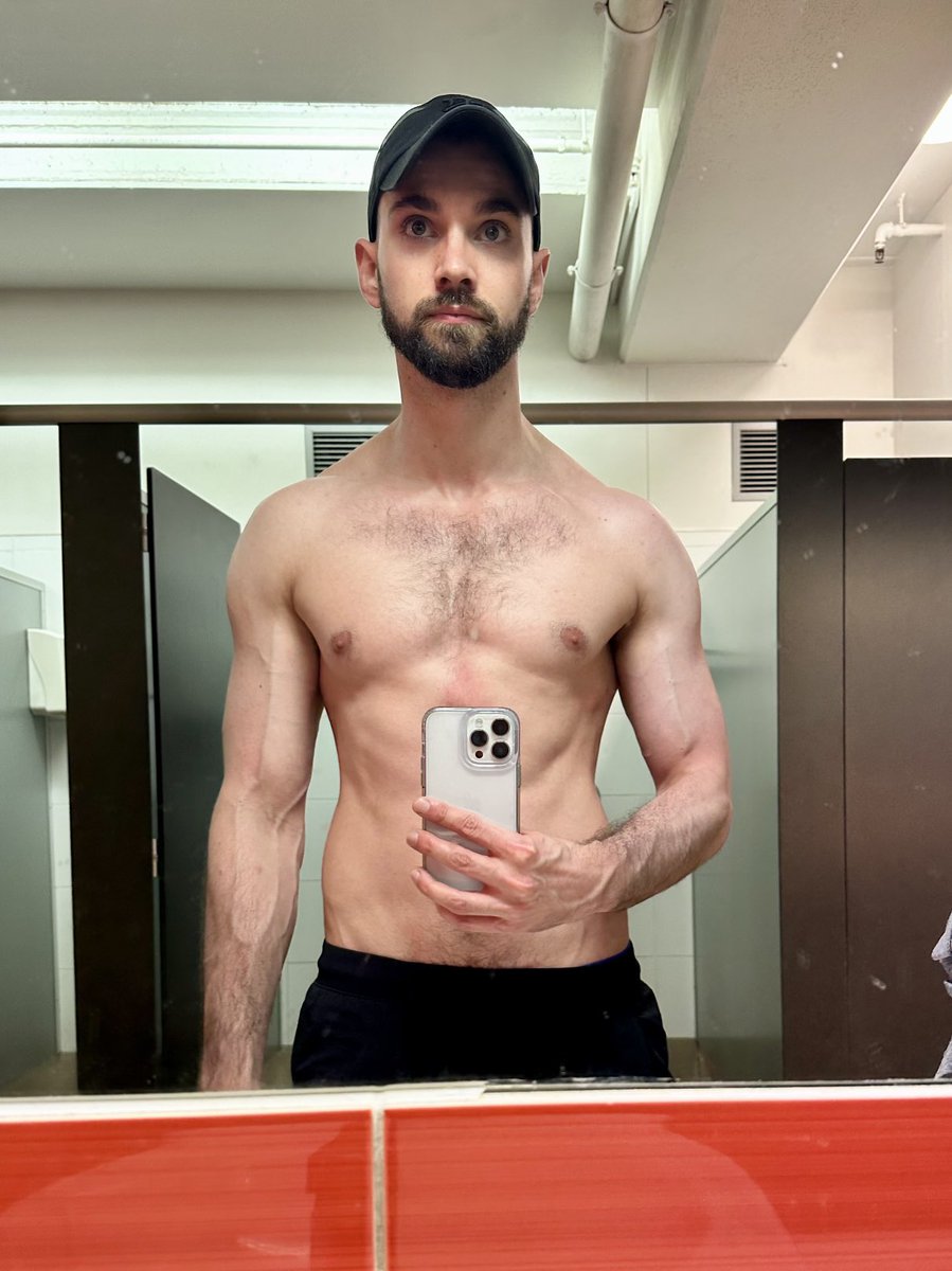 Jubbb's tweet image. I kind of looked crazy here