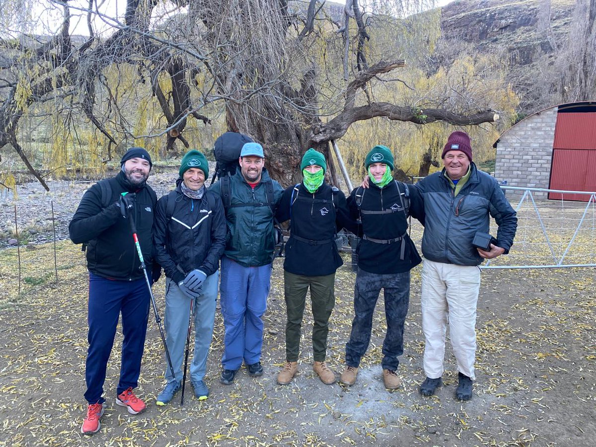 2⃣ Days to Go!  Flag team ready to mark the route through Mavis Bank
#Breathtakingtrailrun #Rhodesrun24