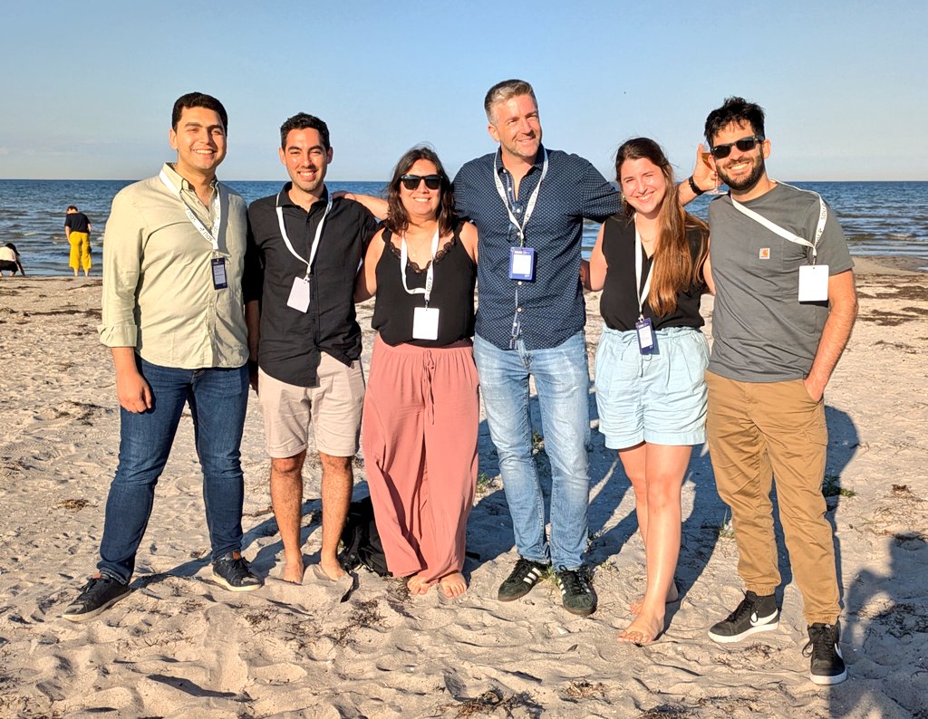 RafaJArguello's tweet photo. I feel so happy and grateful 🤩🤗🙏to be here in Denmark @ImmunoMetEurope and meeting with so many amazing friends, ex-students and colleagues.

Great poster session! (check pics)

@hatemoag
@alexis_combes
@Pautuitt @RaphaelChapuy @HortovaMarcela @BEATsepsis 
@RoLavignolle https://t.co/tHrnEw3HGk