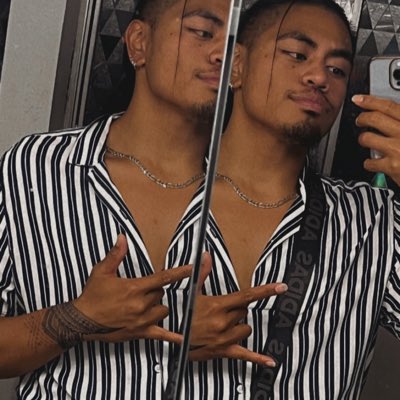 Very much alive 🤣😗 #NewProfilePic