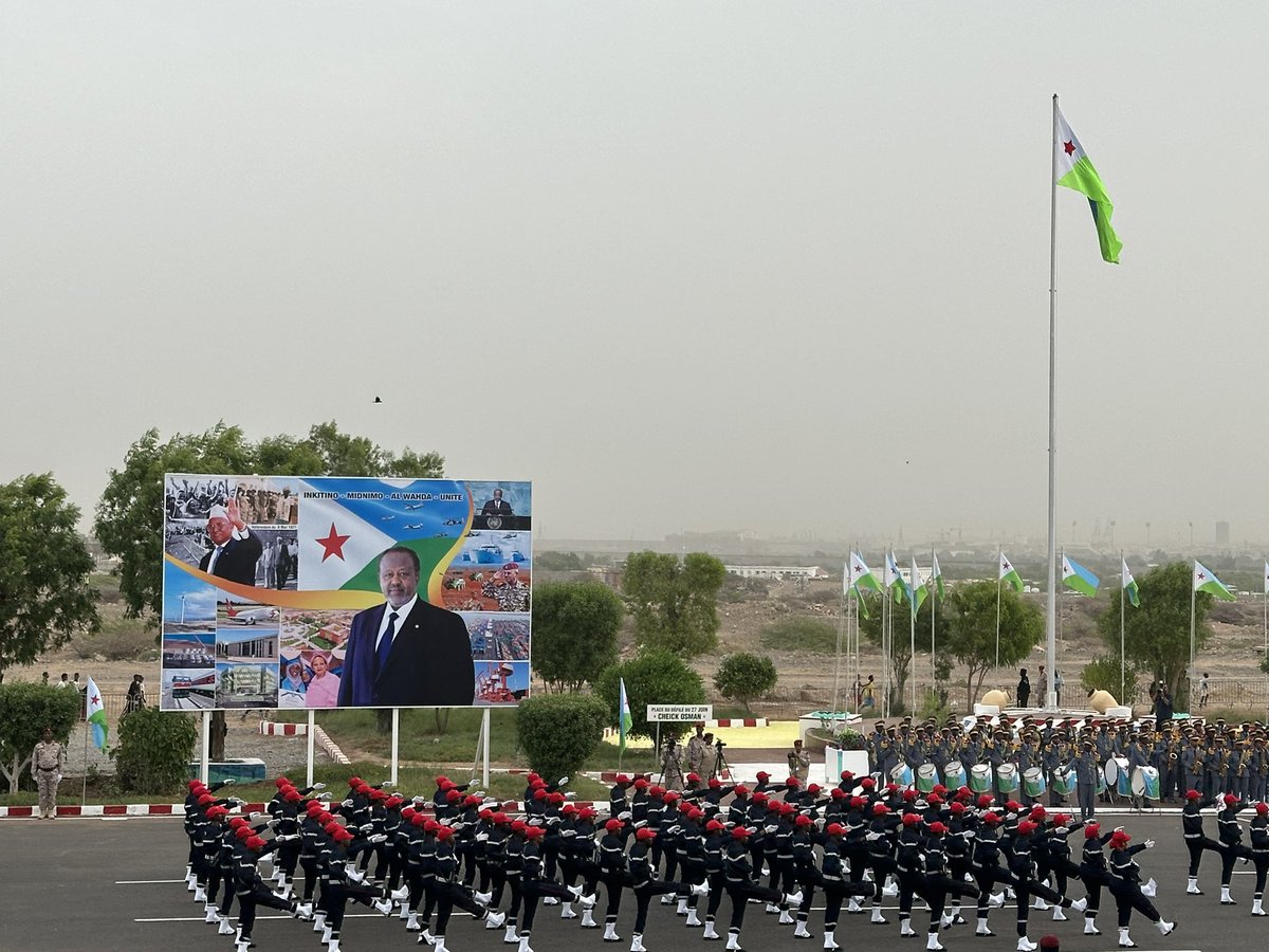 abdallaib's tweet photo. Excellent défilé de nos forces de défense et de sécurité, à l’occasion du 47ème anniversaire de l’indépendance de notre pays. Joyeuse fête à tous. https://t.co/rid1ahCmiQ