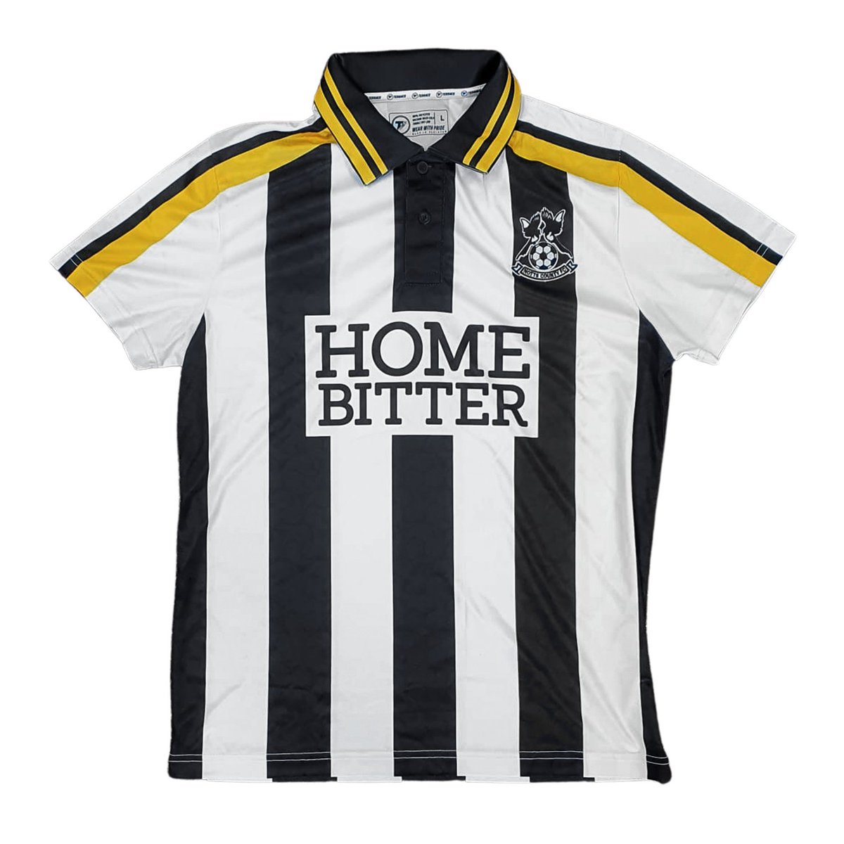 theterracestore's tweet image. Notts County fans, by popular request you can pre-order your '93 retro shirt right now for Summer | theterracestore.com/collections/no…

Retweet, we have one to give away when it sells out #ncfc