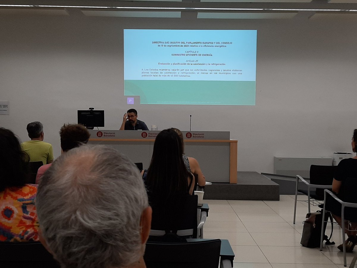 habitatgediba's tweet photo. 🚀 Quarta i última sessió del curs sobre "Gestió local i impuls de la rehabilitació i millora energètica del parc edificat".

Avui parlem de planificació de les polítiques locals de rehabilitació en una sessió que hem titulat "Planificant el futur". https://t.co/el0qnqrxeB