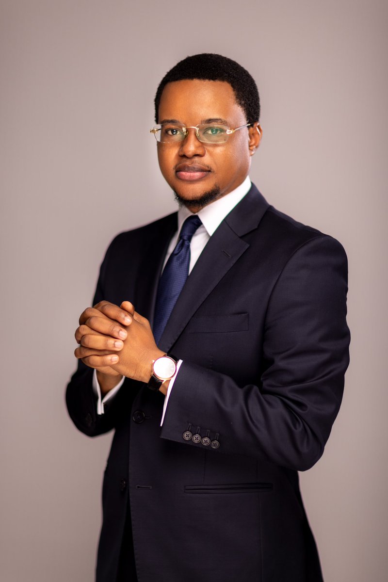 jaredpanzubbk's tweet photo. #RDC : Mes Remerciements au Gouverneur @daniel_bumba_01 pour le choix porté sur ma modeste personne afin d’assurer et gérer la Communication, la Coopération décentralisée et être le Porte-Parole du Gouvernement Provincial. 

Gratitude à Son Excellence @PatrickMuyaya auprès de qui, nous ne cesserons de nous inspirer pour changer le narratif de Kinshasa suivant la vision du Chef de l’État Félix Antoine TSHISEKEDI @fatshi13 

Le travail, c’est maintenant ! 
#ChangementDeNarratif 
#KinEzoBonga