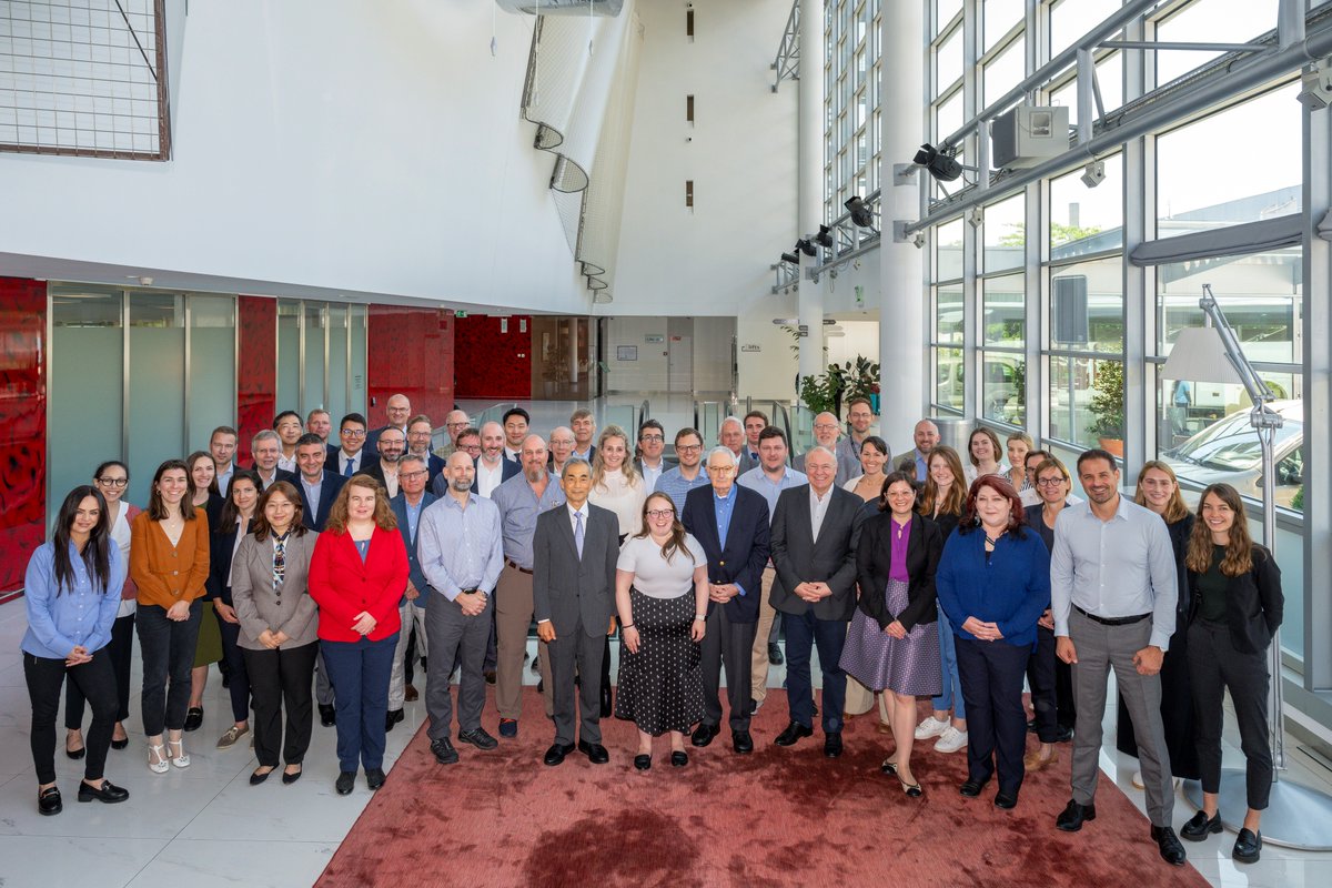 Swiss Security Policy tweet media